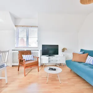  Apartment Stayright 2 Bed Beach House With Private Parking- Next To Beach And Jackson Bay
